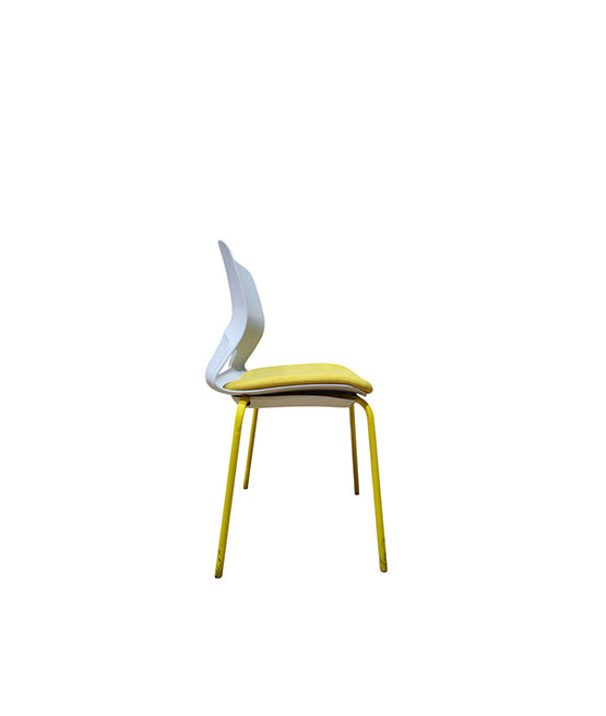 Yellow Modern Plastic Chair with Cushioned Seat 80*54*54 cm - Yellow - ZT001-3