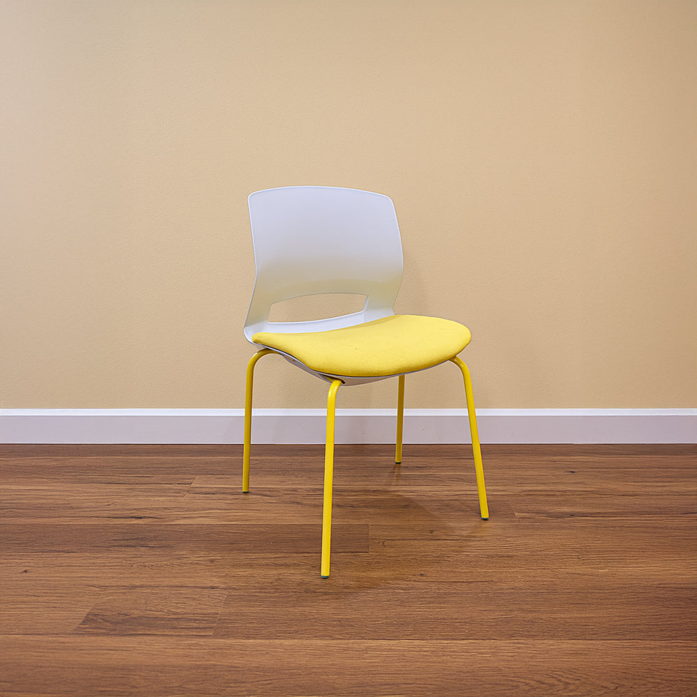 Yellow Modern Plastic Chair with Cushioned Seat 80*54*54 cm - Yellow - ZT001-3