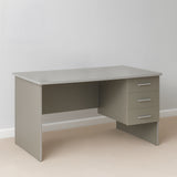 مكتب 140×70×75 سم + وحدة أدراج معلّقة – رمادي – AZ50061
