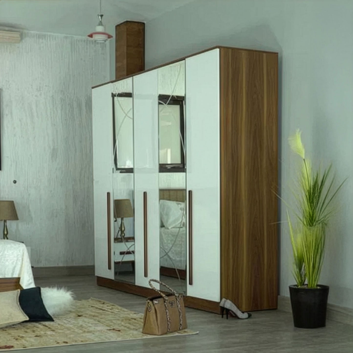 غرفة نوم سوفت (ألواح ميلامين MDF) – سرير 160 سم، تسريحة 80 سم، عدد 2 كومود 55 سم، دولاب 245 سم