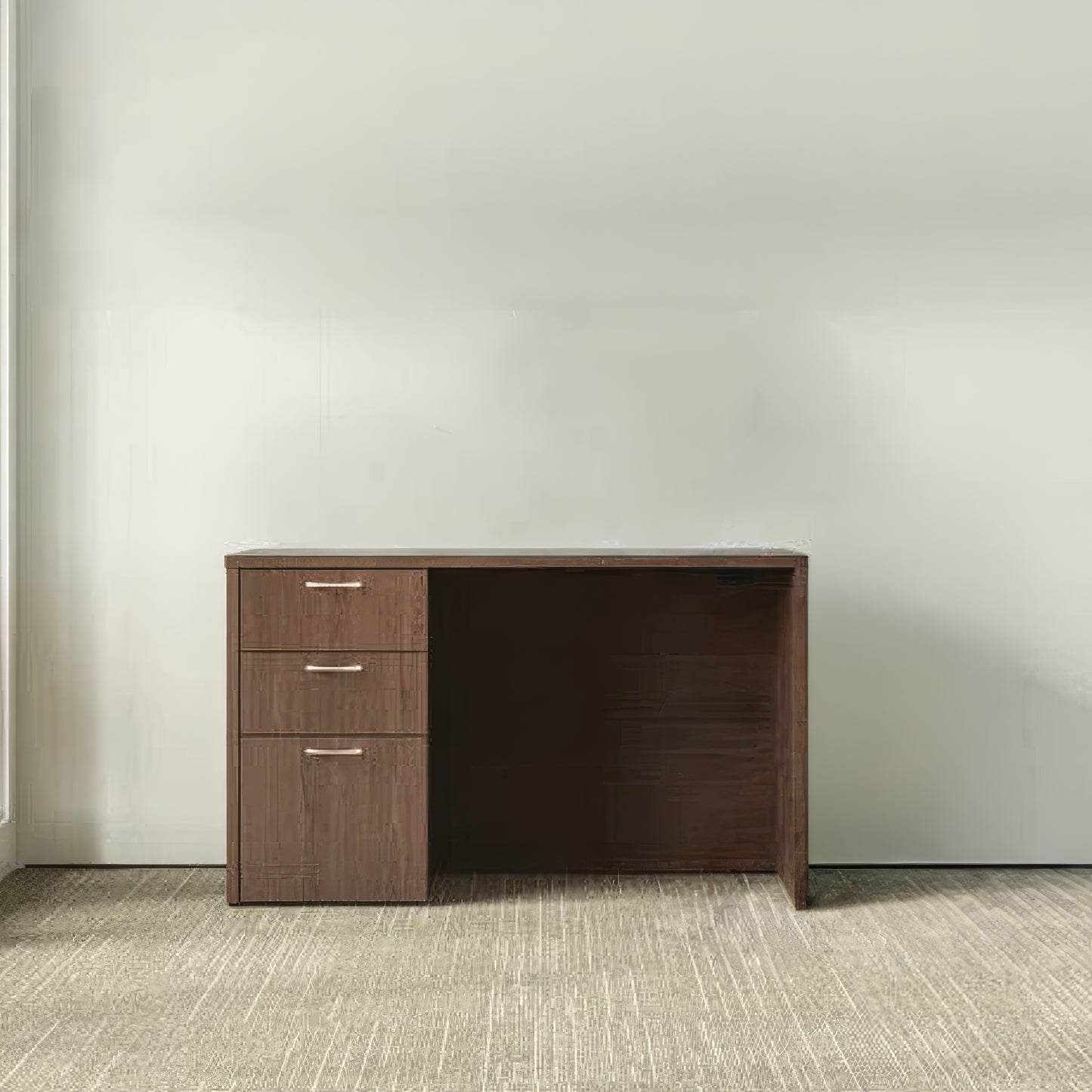 مكتب 140×70×75 سم + وحدة أدراج متصلة – بني – AZ11148